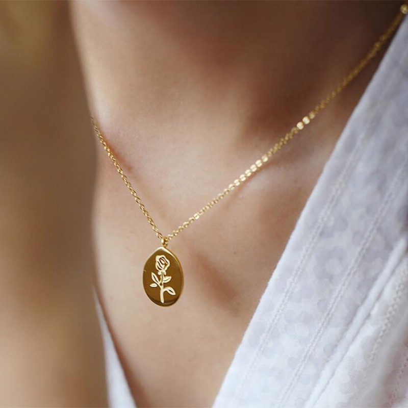 Stainless Steel Necklaces Fema - Birth Flower Necklace recension och pris